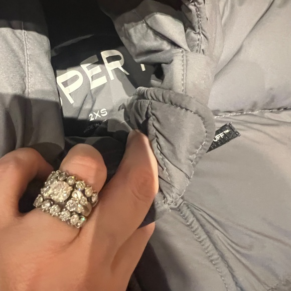 ❤️SOLD❤️ARITZIA limited edition SUPER PUFF LONG GRAY - Picture 3 of 7